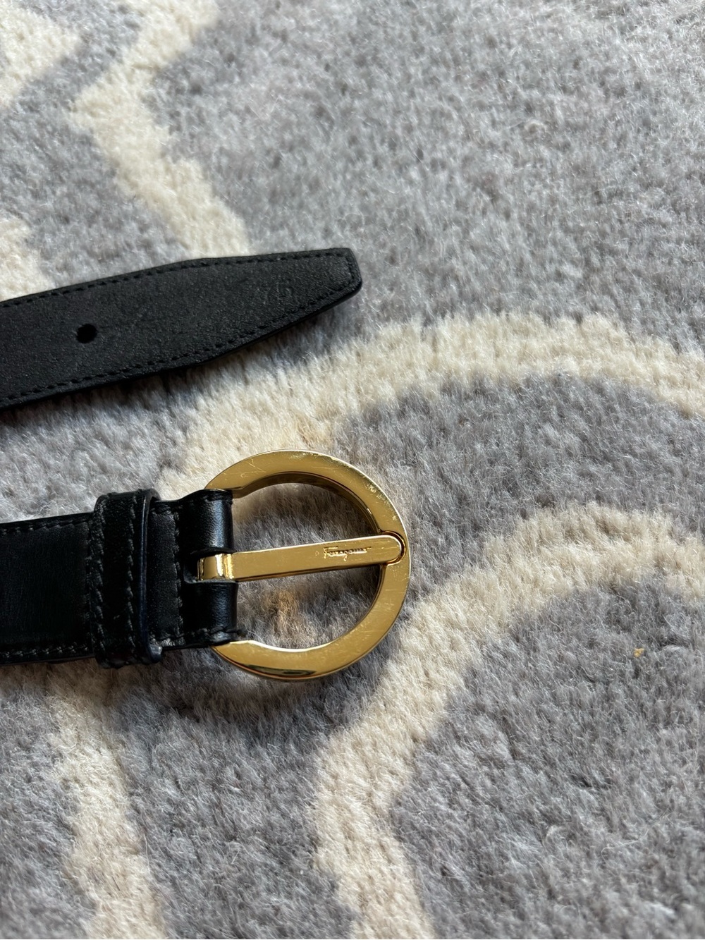 Salvatore Ferragamo Black XS Black and Gold Belt - Picture 10 of 13